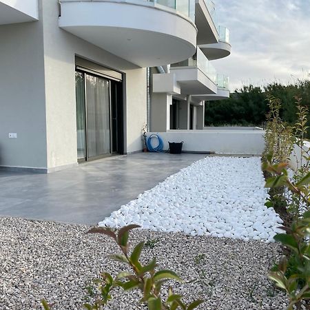 Eugea Apartments Лефкада Екстериор снимка