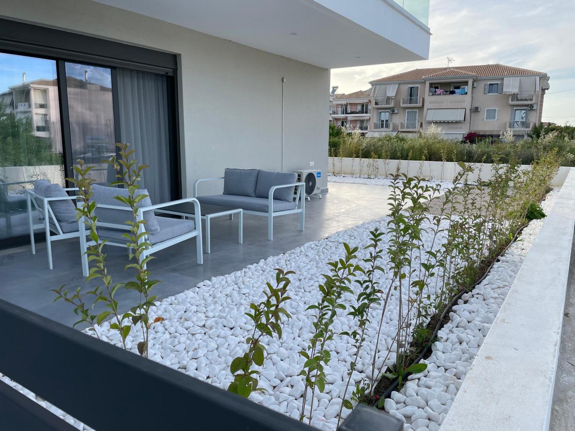 Eugea Apartments Лефкада Екстериор снимка